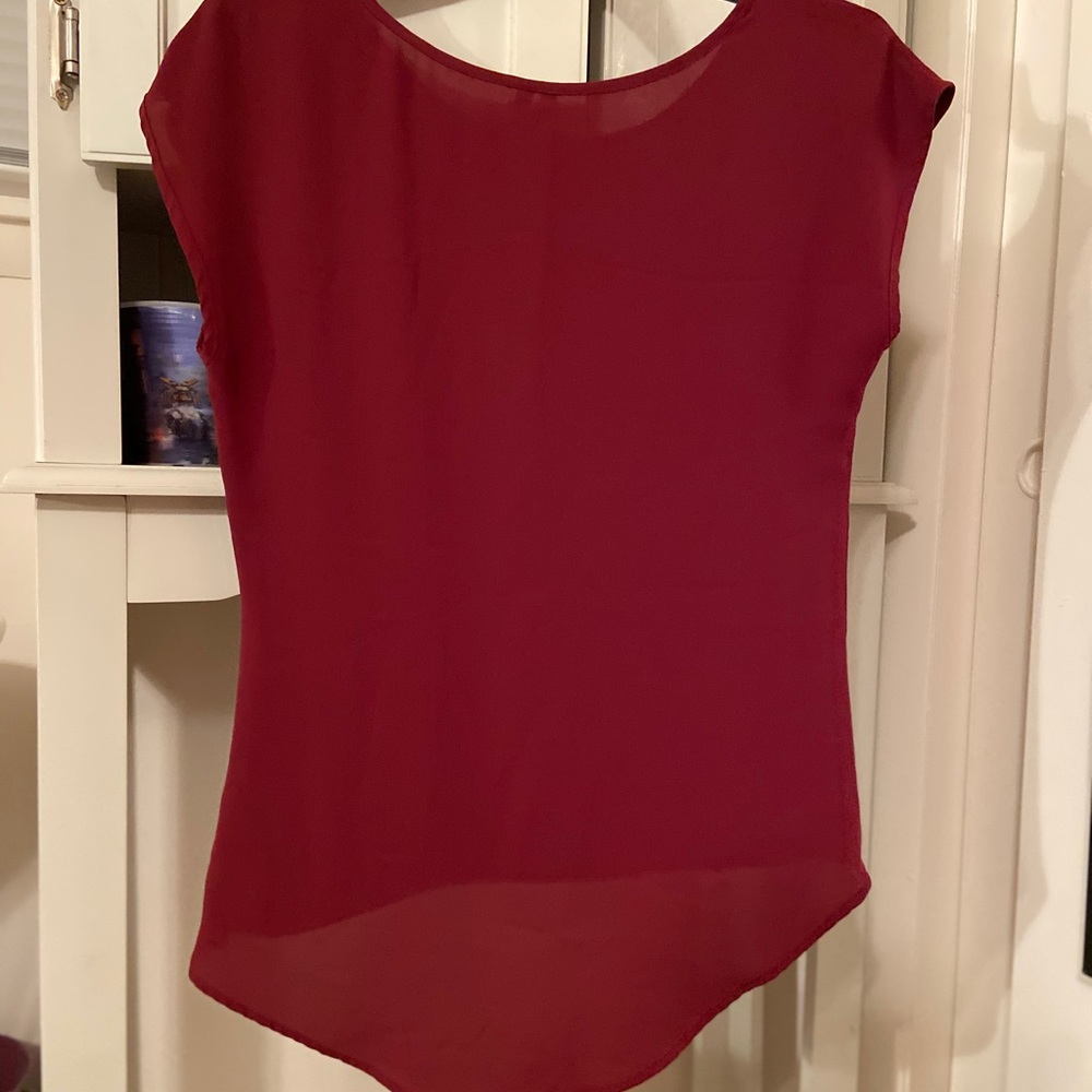 burgundy blouse ❤️ - Picture 2 of 2